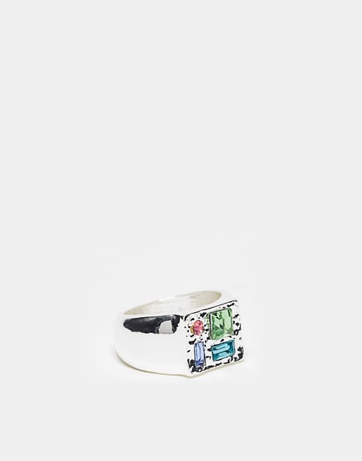 Anillo tipo sello de plata con diferentes piedras de Topshop