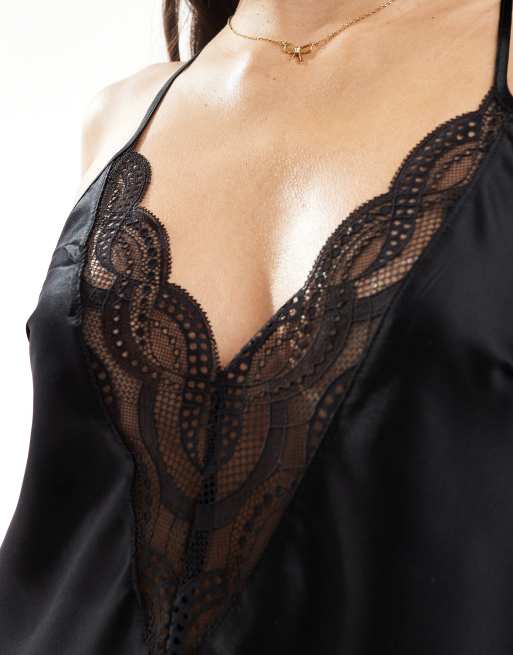 Ann Summers – Adoration – Czarna koszula nocna na ramiączkach z koronką, 2 z 4