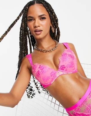 Ann Summers – Carmen – Różowy biustonosz z siateczki dobby w kwiaty z głębokim dekoltem i lekką wyściółką