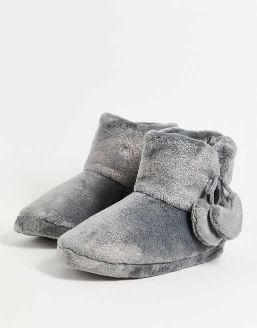 Ann Summers - Chaussons douillets brillants style bottines à houppes en forme de cœur - Gris