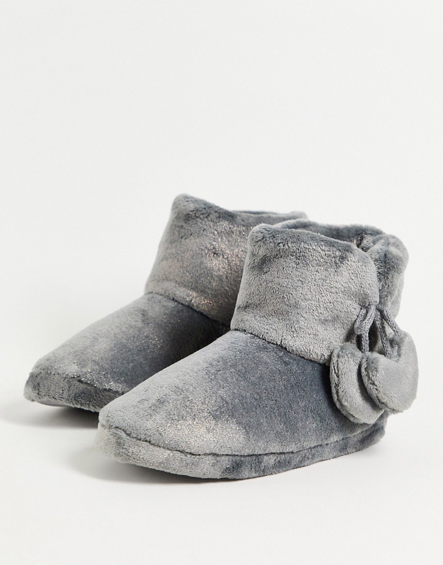 Ann Summers Cozy Sparkle Heart Bootie Slippers In Gray-grey