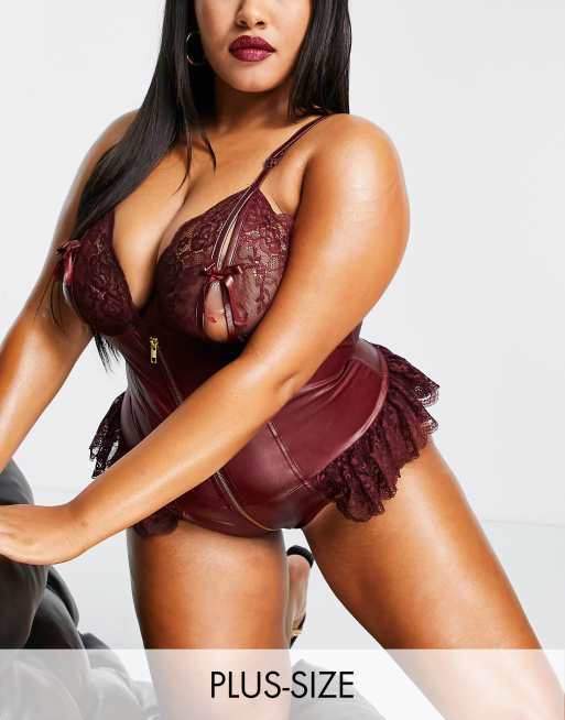 Ann Summers Curve - Tasha - Body zippé en dentelle à effet mouillé - Rouge