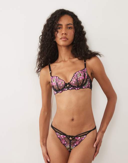 Ann Summers Floral Dream broderet tanga-string i sort, 3 af 4