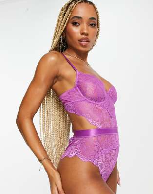 Hold Me Tight underwire lace bodysuit in orchid-Pink