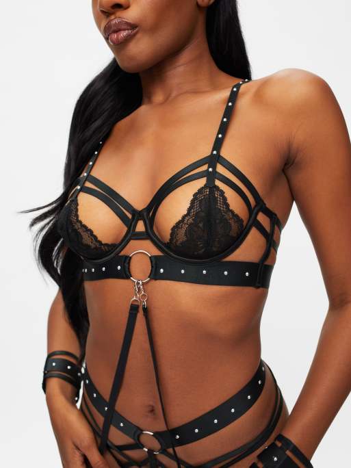 Ann Summers Unleash me crotchless set in black, 3 of 3
