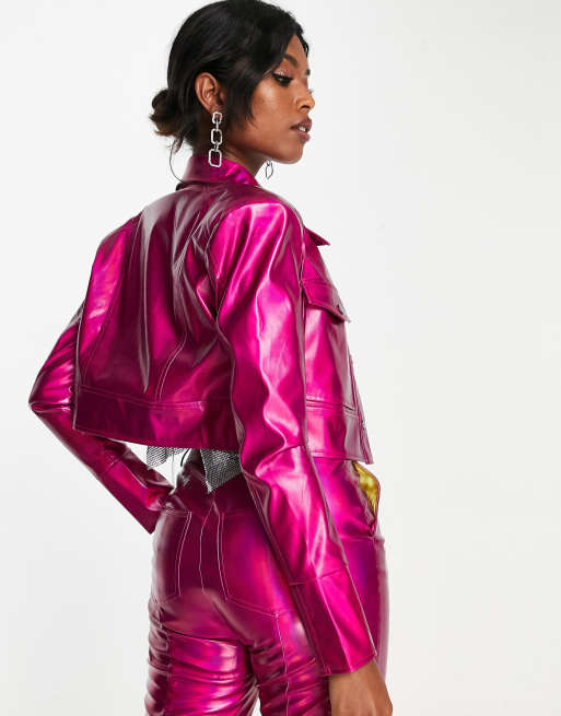 Annorlunda – Holographic – Jacke aus Kunstleder in Traube mit breiten Schultern, Kombiteil, 2 von 4
