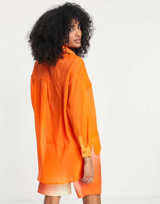 Annorlunda - Overhemd van organza met gespleten mouwen in oranje, 2 van 4