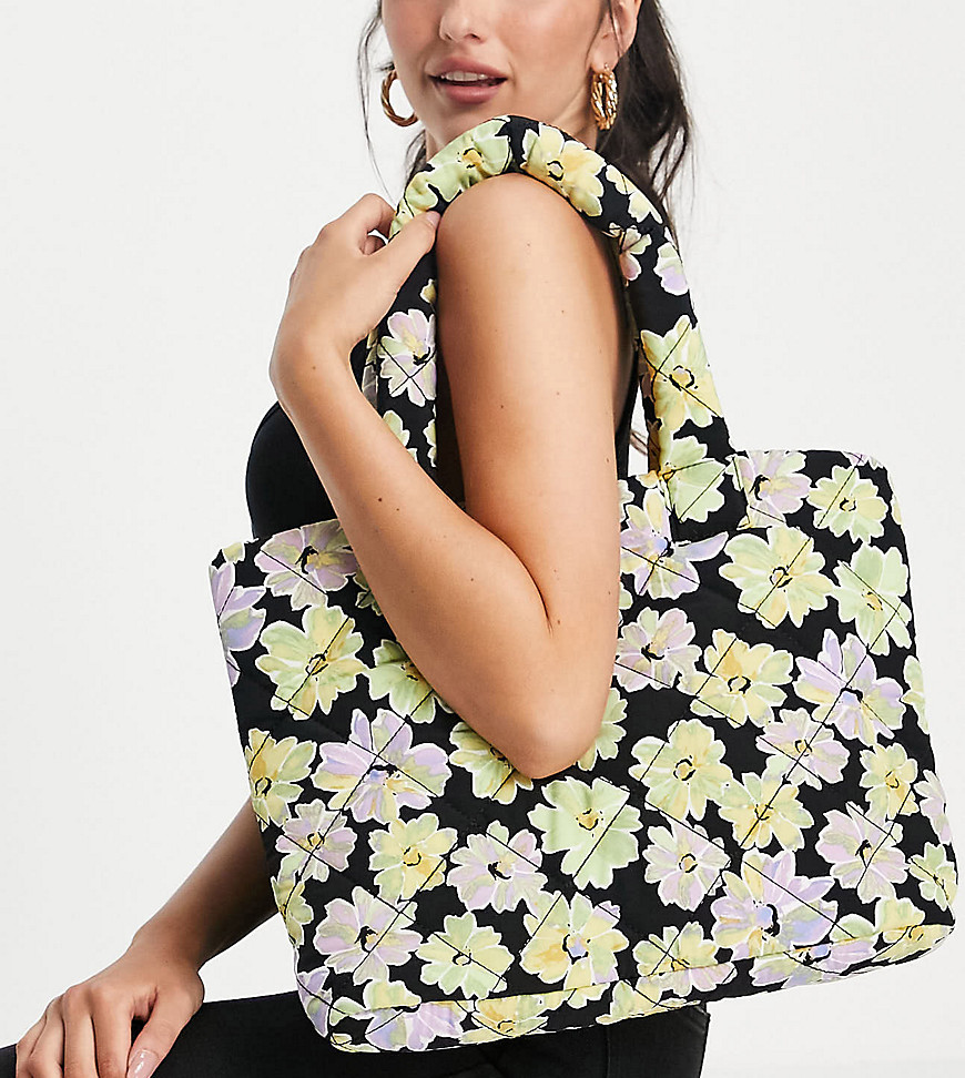 Annorlunda – Shopper-Tasche mit gestepptem Blumenmuster-Mehrfarbig