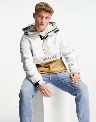 фото Анорак цвета экрю в стиле колор блок tommy hilfiger-белый