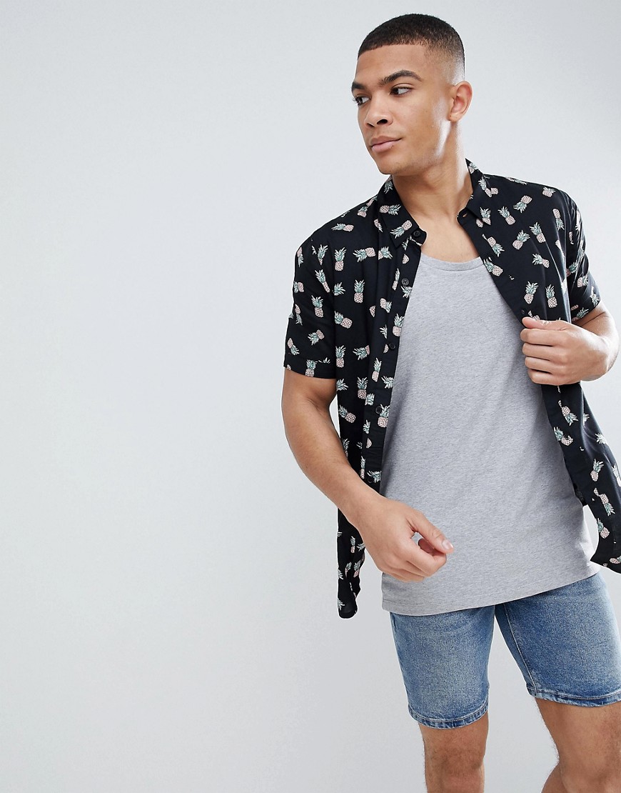 Another Influence – Kortärmad skjorta med kantig passform och ananasmönster-Svart