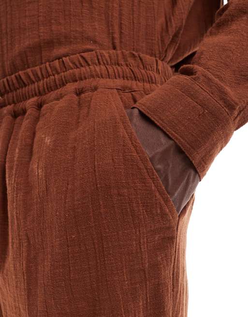 Another Influence - Pantaloncini comodi in tessuto effetto garza color terracotta in coordinato, 4 di 5