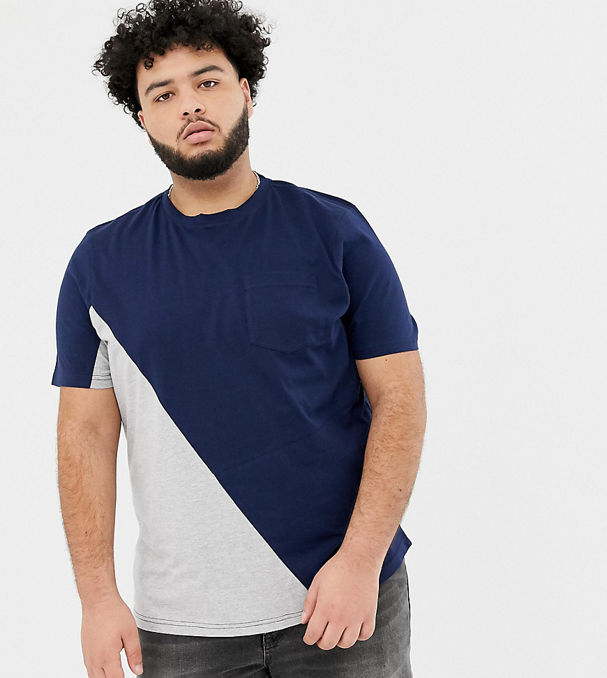 Another Influence – Plusstorlek – T-shirt med diagonal ficka-Marinblå