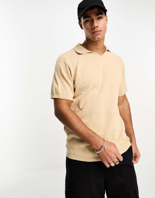 Another Influence - Polo in maglia color sabbia con colletto aperto