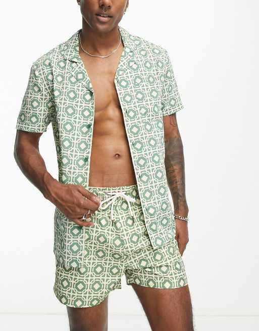Another Influence - Strandoverhemd met tegelprint in groen, deel van co-ord set 
