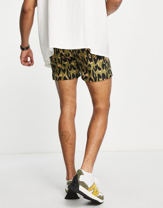 https://images.asos-media.com/products/another-influence-swim-shorts-in-leopard-print/202029016-2?$n_550w$&wid=550&fit=constrain