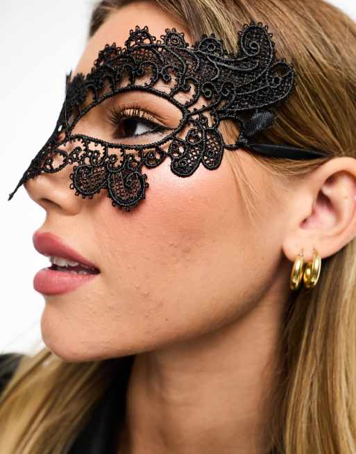 Antifaz negro con diseño de murciélago para Halloween de lentejuelas de Pieces, 2 de 4