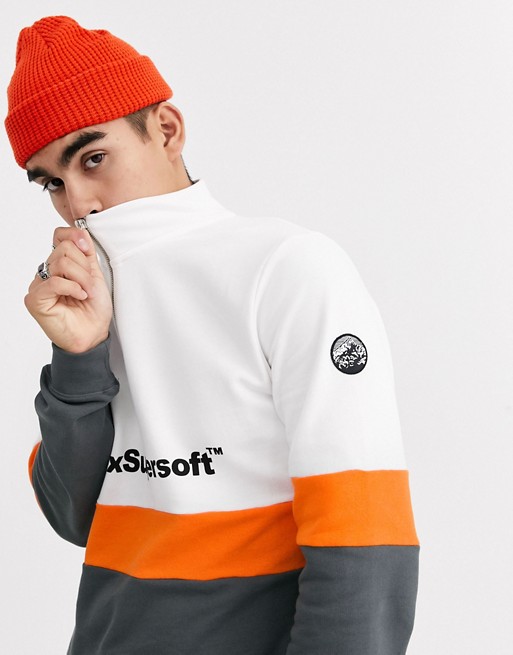 Aprex Supersoft sweatshirt with half zip in white with contrast panels