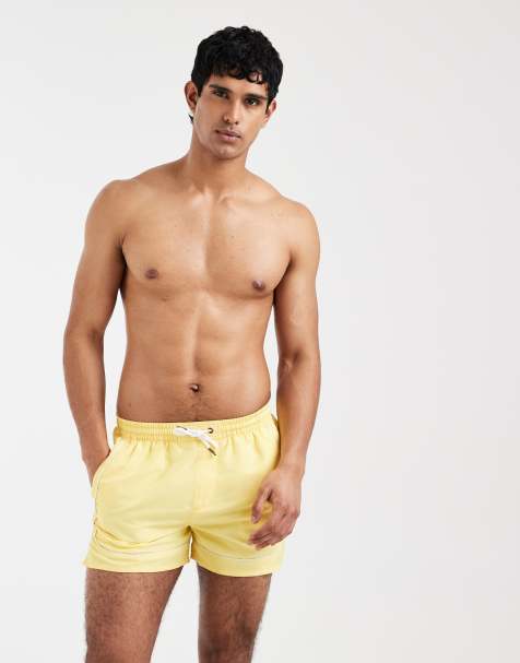 Aray – Badeshorts in Hellgelb mit Kontrastbesatz - view 1