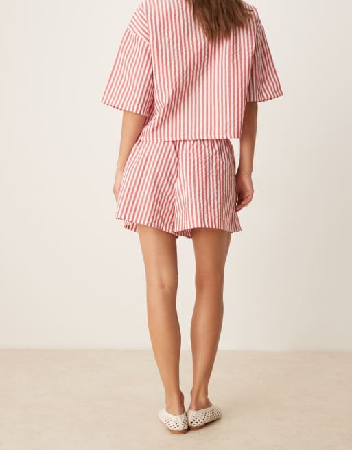 Aray beach short in red and white stripe - part of a set, 3 of 5