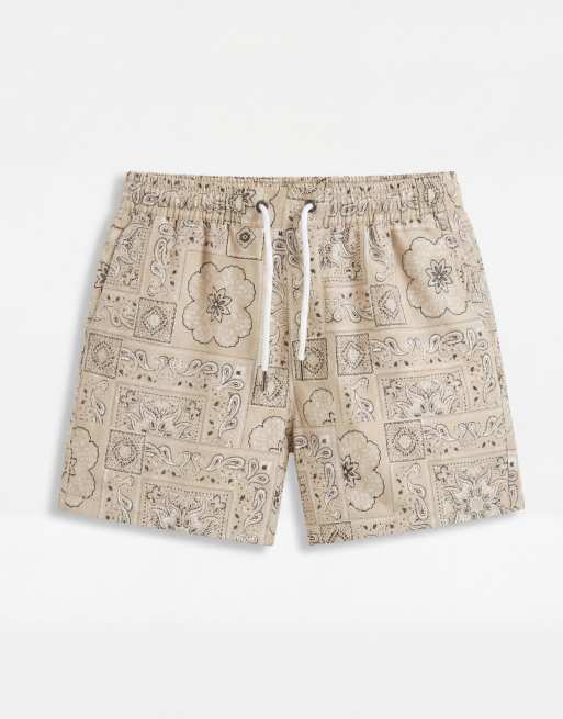 Aray – Beige badshorts med bandanamönster, 6 av 7