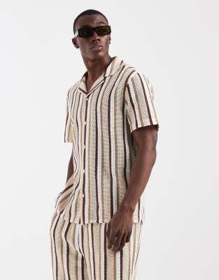 Aray crochet camp collar beach shirt in brown stripe brown stripe