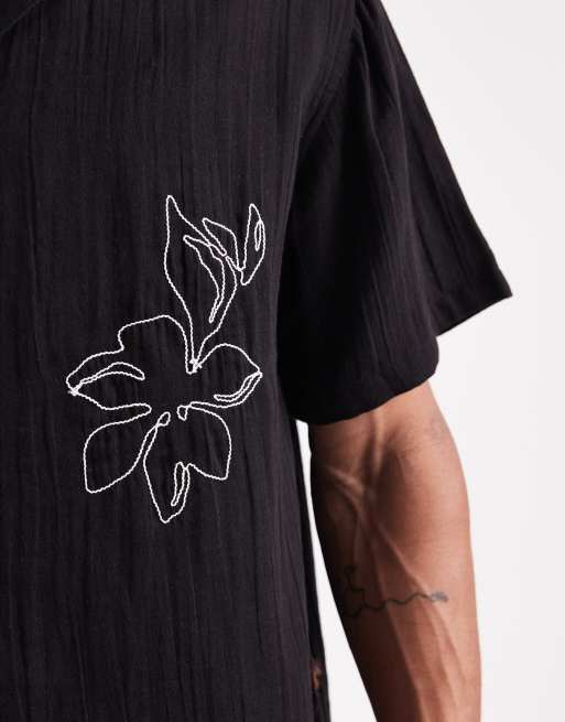 Aray embroidered camp collar beach shirt in black, 2 of 5