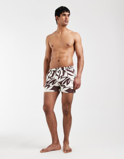 Aray leaf print swimshort in dark brown, 2 of 5