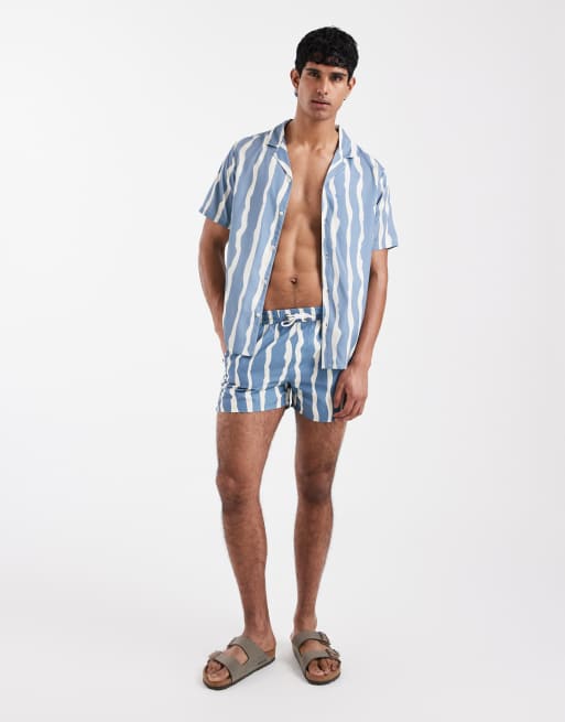 Aray – Mellanblå badshorts med abstrakta ränder, 2 av 5