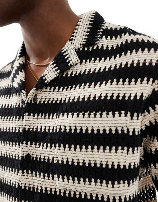 Aray - Monokrom, kortærmet og hæklet strandskjorte, 2 af 4