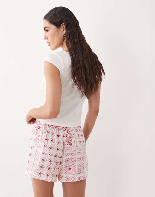 Aray – Rosa strandshorts med bandanamönster, 4 av 5