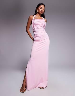 Aria Cove - Anschmiegsames, doppellagiges, asymmetrisches Neckholder-Maxikleid in Rosa mit tiefem Rückenausschnitt und v...