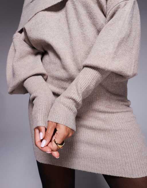 Aria Cove asymmetric deep off the shoulder balloon sleeve