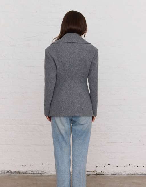 Aria Cove Blazer in Wolloptik mit Oversize-Revers und doppelter Knopfleiste in Grau, 4 von 4