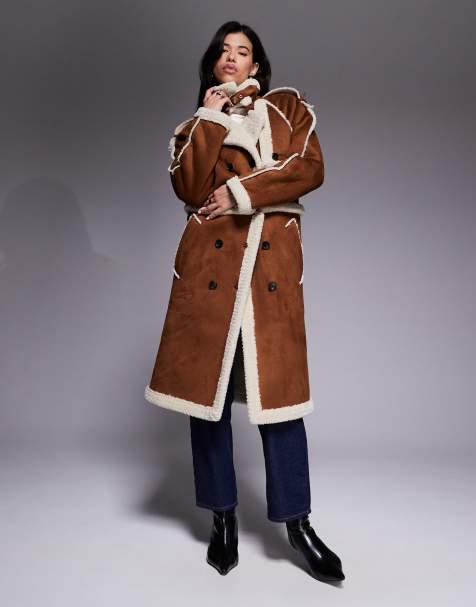 Aria Cove - Brun 2-i-1 frakke med longline-snit og spændedetalje i imiteret ruskind og shearling-look - view 1