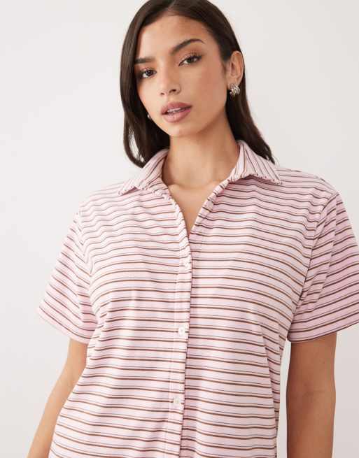 Aria Cove - Chemise d'ensemble de plage oversize en tissu éponge à rayures - Rose, 4 de 5