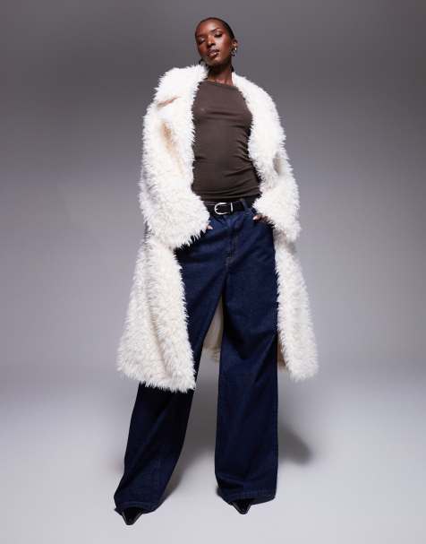 Aria Cove - Cremehvid oversized longline-frakke med bælte i langhåret teddy-stof - view 1