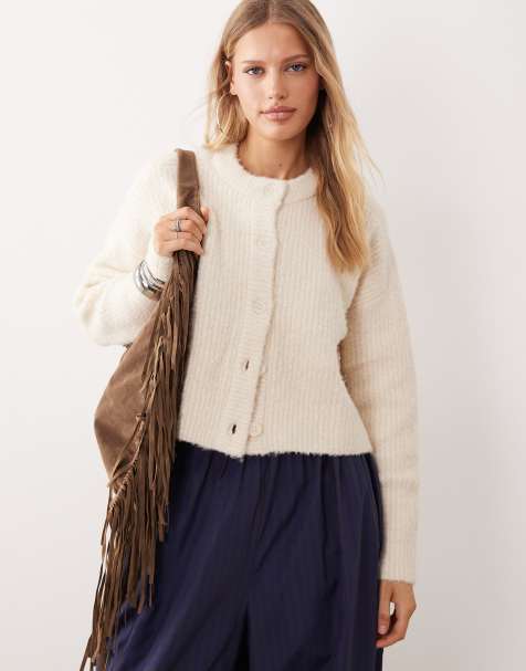 Aria Cove - Cremehvid strikket cardigan med knapper i bouclé - view 1
