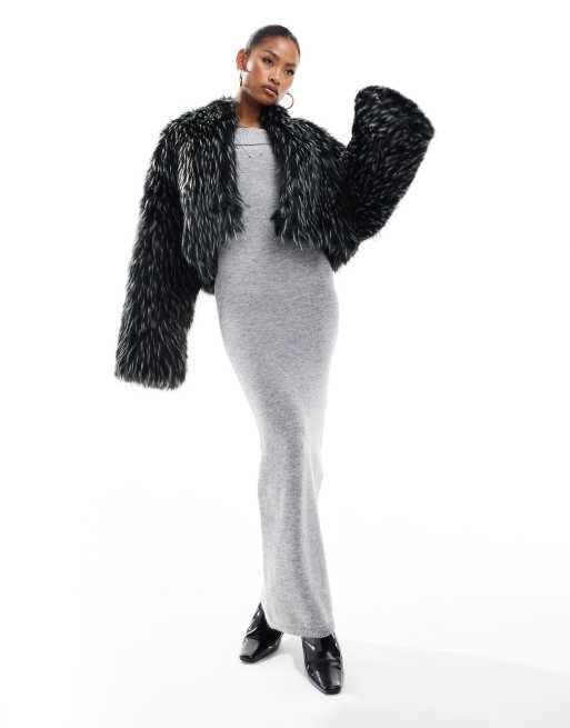 Aria Cove - Cropped oversized jack met kraag van imitatiebont in zwart, 4 van 4