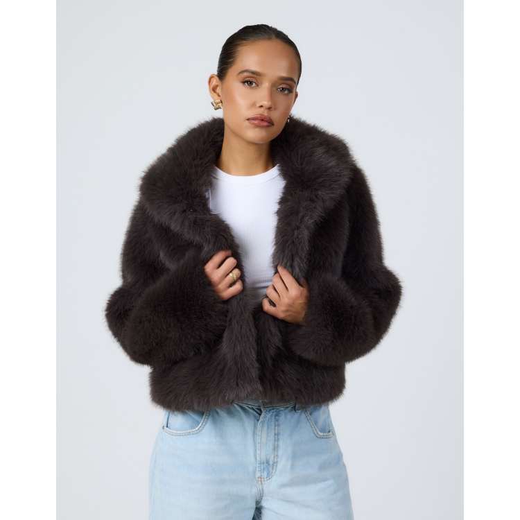 208489258-1-charcoal?$n_750w$&