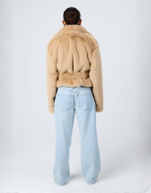 Aria Cove faux fur funnel neck belted jacket in camel, 3 of 4