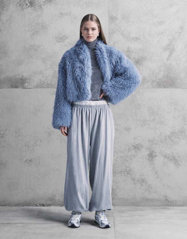 Aria Cove faux fur wide sleeves cropped jacket in blue | ASOS