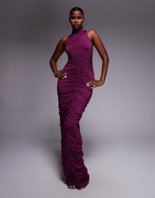 Aria Cove - Geschmeidiges, hochgeschlossenes Bodycon-Maxikleid in Lila mit gerafftem Design