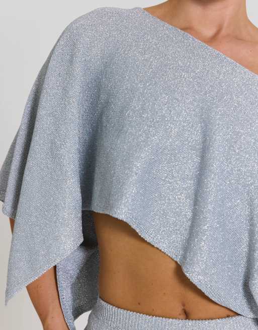 Aria Cove glitter knit off shoulder poncho top set in silver, 3 of 4