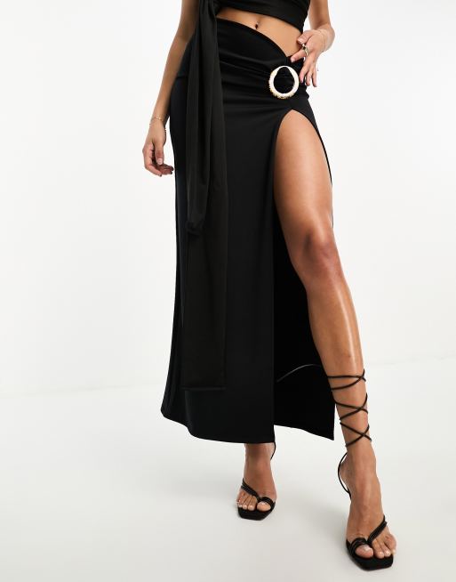 Maxi skirt with 2 clearance slits