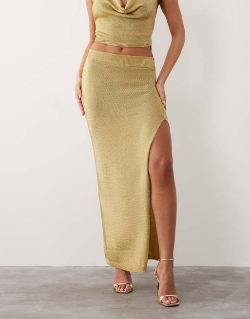 Aria Cove metallic knit thigh split maxi skirt co-ord in gold, 3 of 6