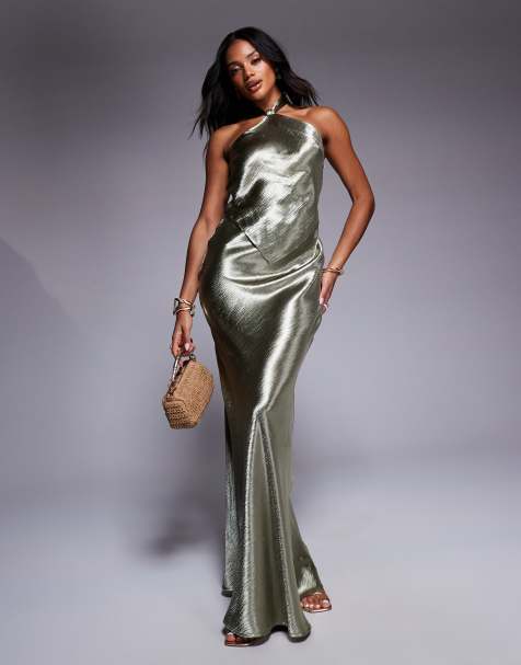 Aria Cove – Neckholder-Maxikleid aus gehämmertem Satinstoff in Grün mit Knoten vorne und V-Saum - view 1