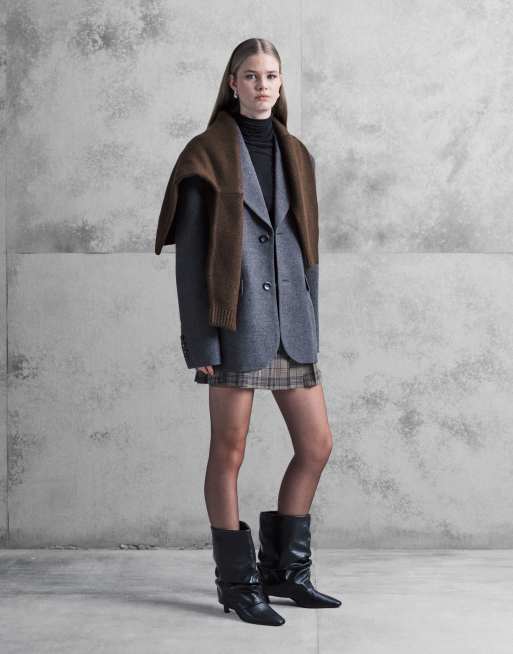 Aria Cove – Oversize-Blazer in anthrazitgrauer Wolloptik mit überschnittenen Schultern, 2 von 4