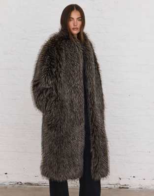 Aria Cove Oversized Tipped Faux Fur Maxi Coat In Brown