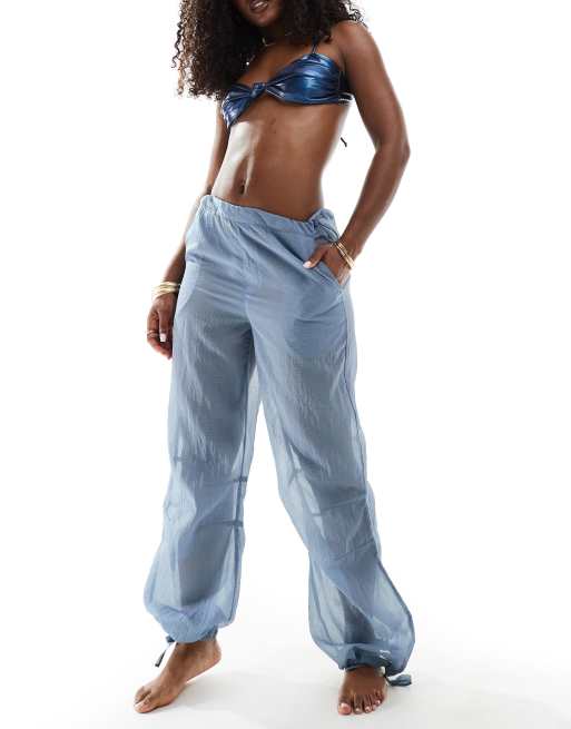 Aria Cove - Pantaloni da mare trasparenti blu ardesia con lati regolabili in coordinato