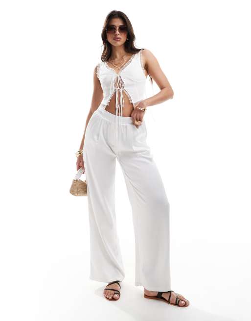 Aria Cove – Satinhose in Weiß mit weitem Schnitt, Kombiteil
